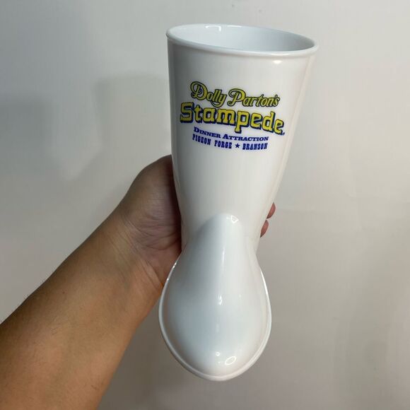 5 for $25🔥Dolly Parton 2023 Coca Cola Collector Series White Boot Cup - Picture 2 of 4
